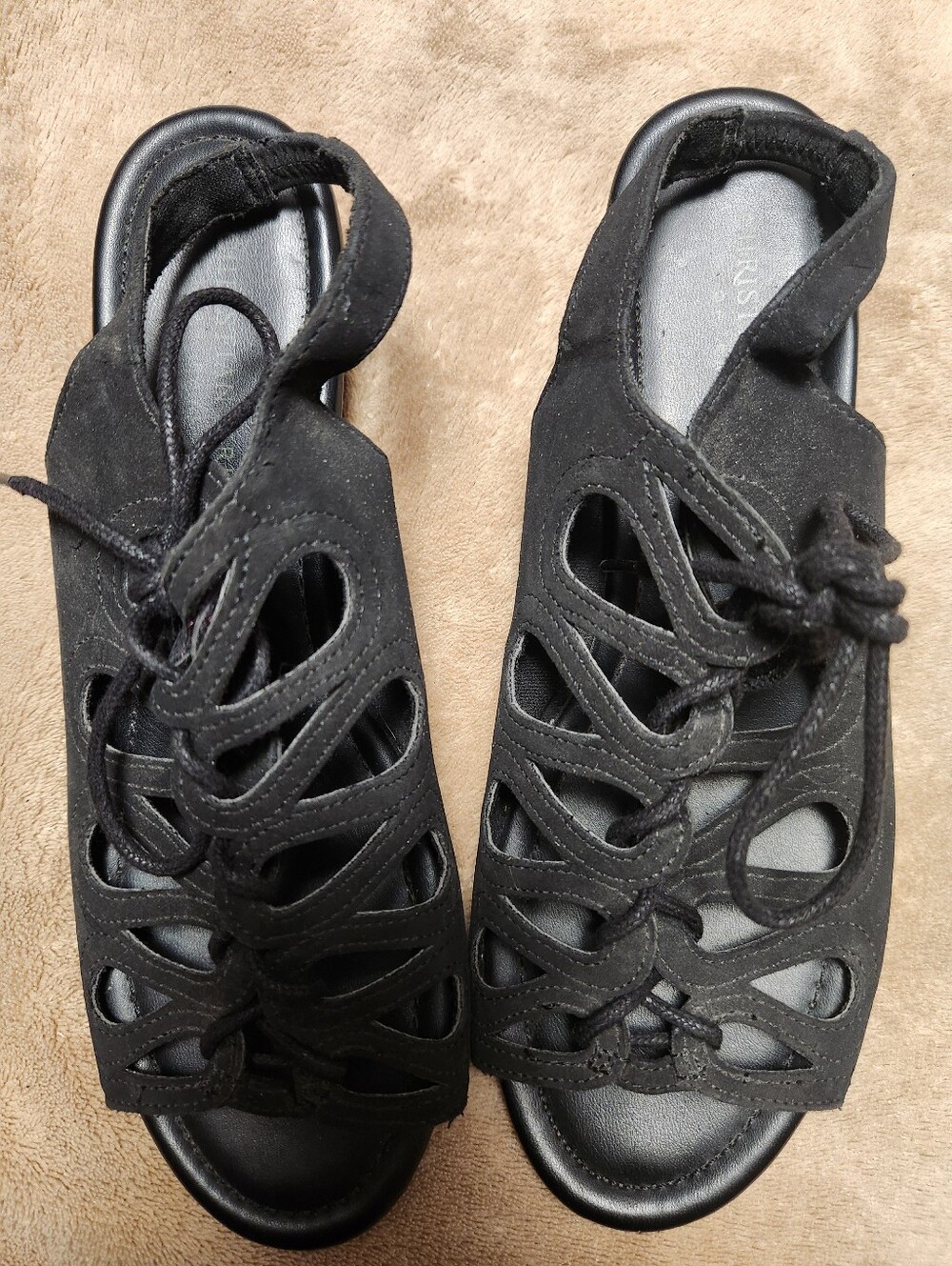 Women's Lace-Up Cutout Sandals in Black